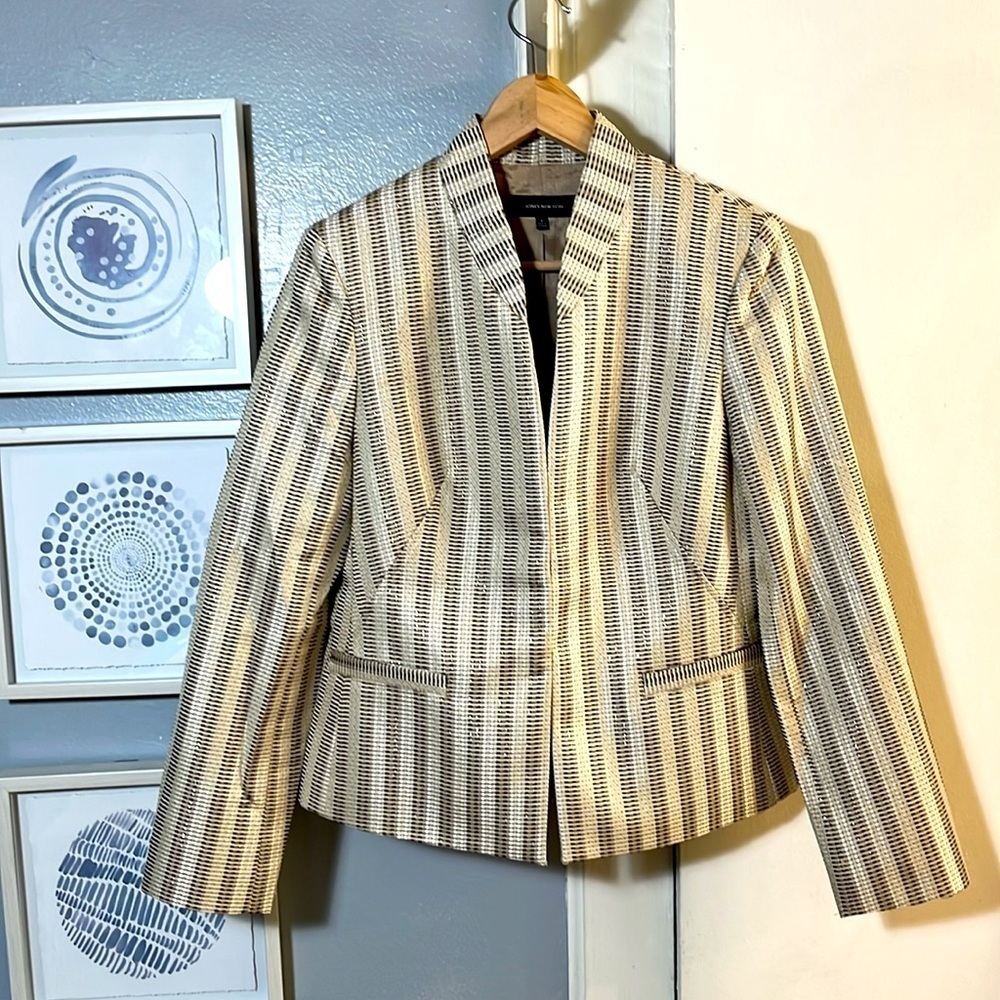 Jones New York Women’s Cream Gold Blazer Jacket Size 6